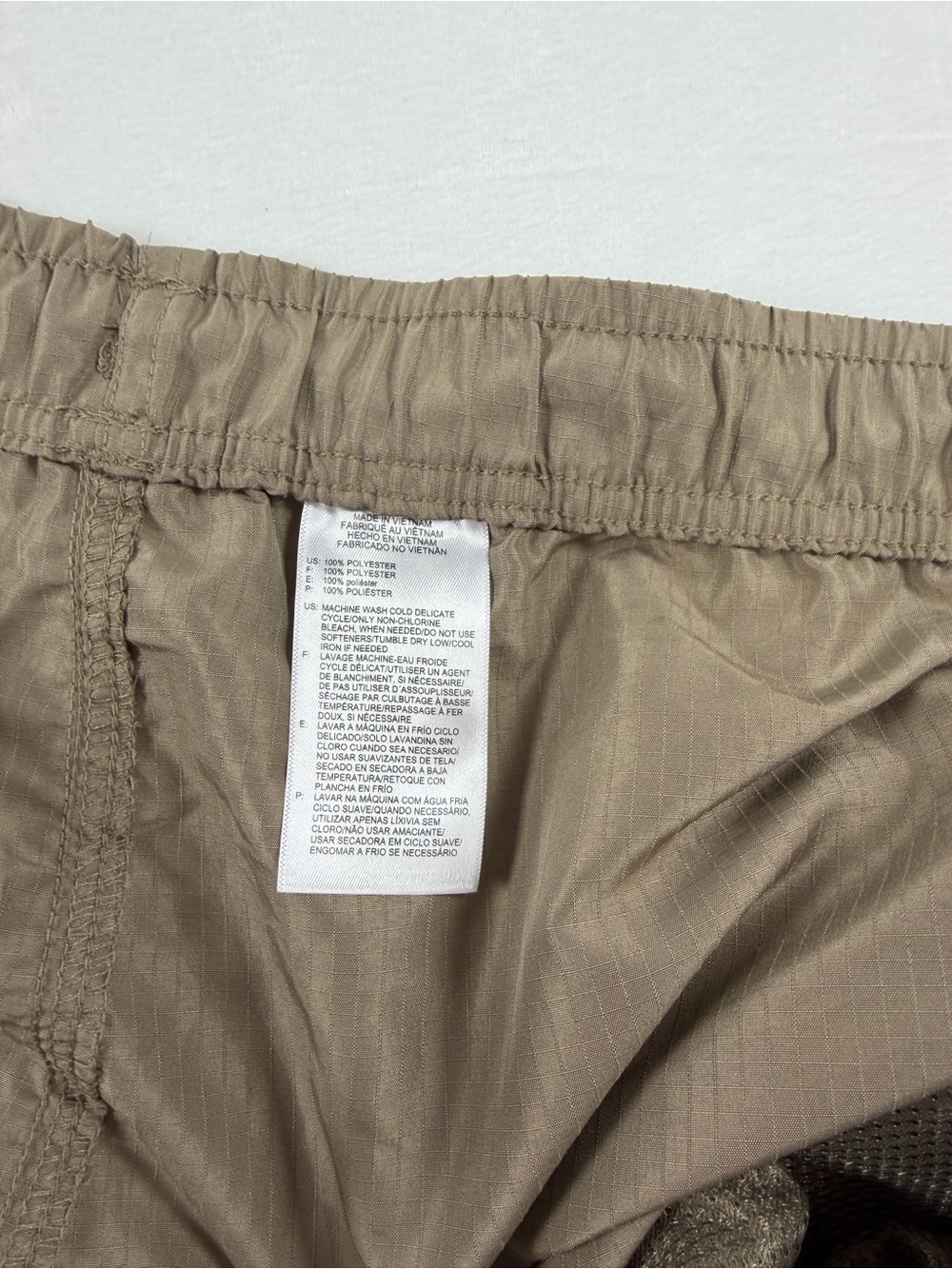 Reebok Men's Casual Cargo Shorts in Tan - Picture 3 of 7